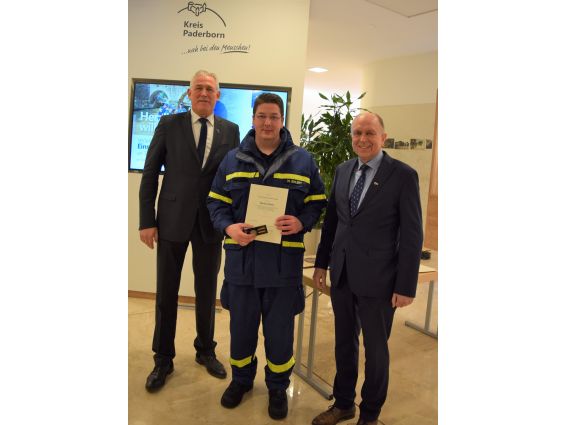 THW-Einsatzkräfte erhalten Bundesflutmedaille - Fluthilfe 2021 © Kreis Paderborn